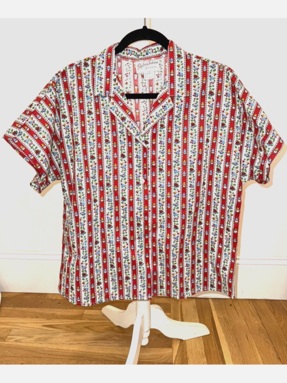 Stephen's Fashion Vintage Red Scribble Cuba Men’s Shirt Size L